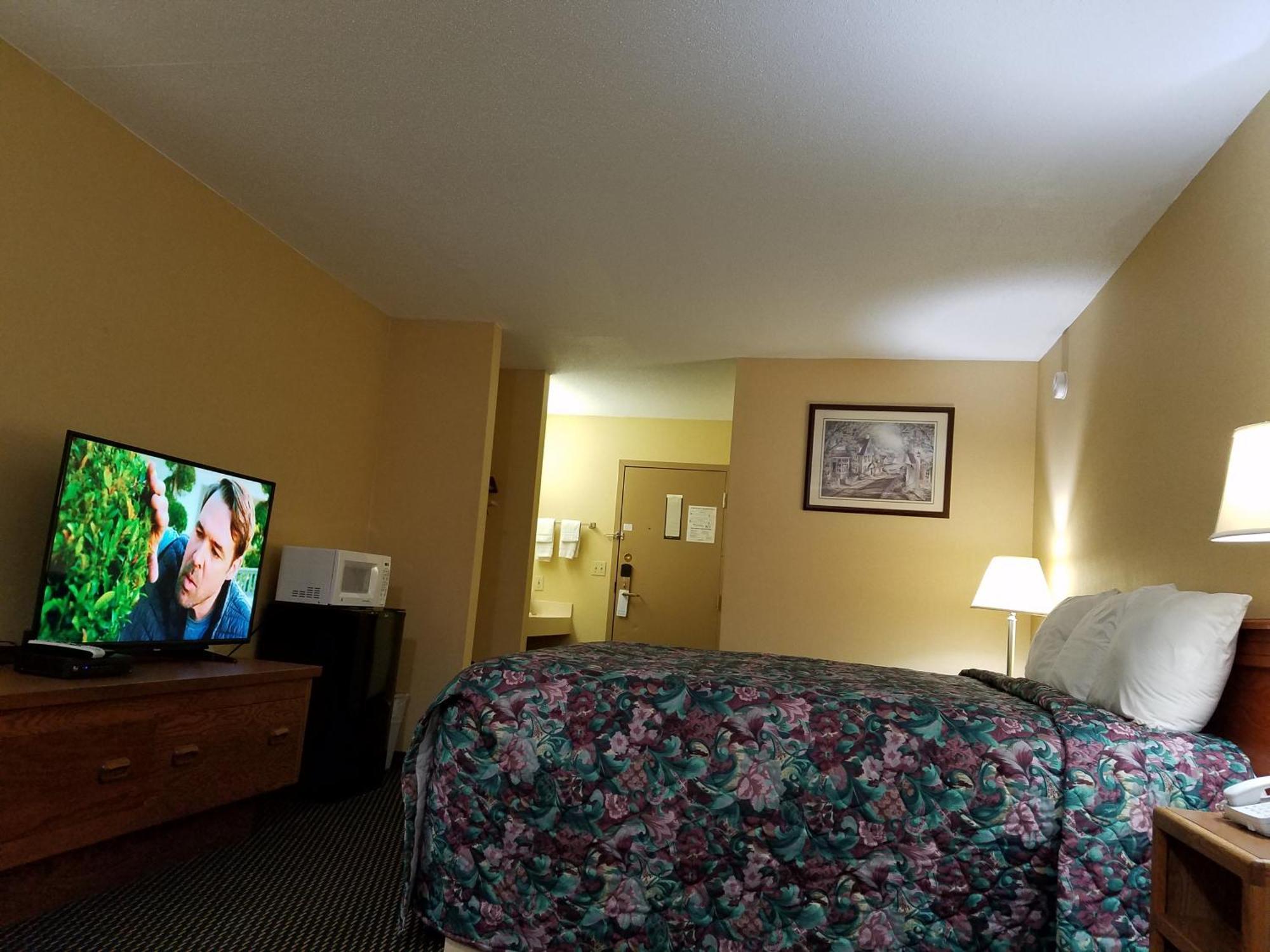 Rodeway Inn Blair Bagian luar foto